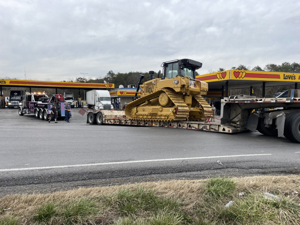 Caspers Body Shop Wrecker Service Heavy Equipment Towing IMG 7219 scaled